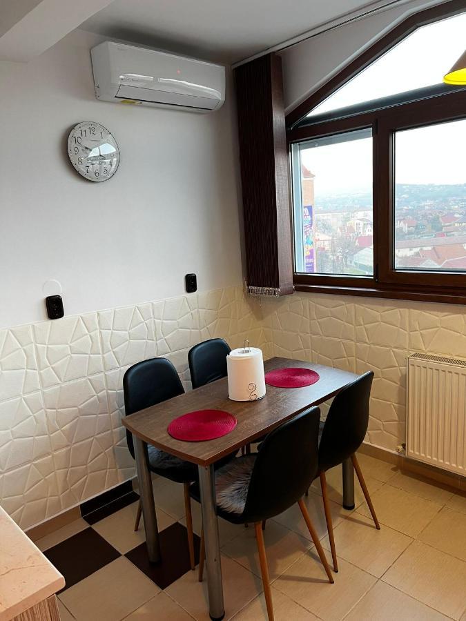 High Level Apart Oradea Free Reserved Parking エクステリア 写真