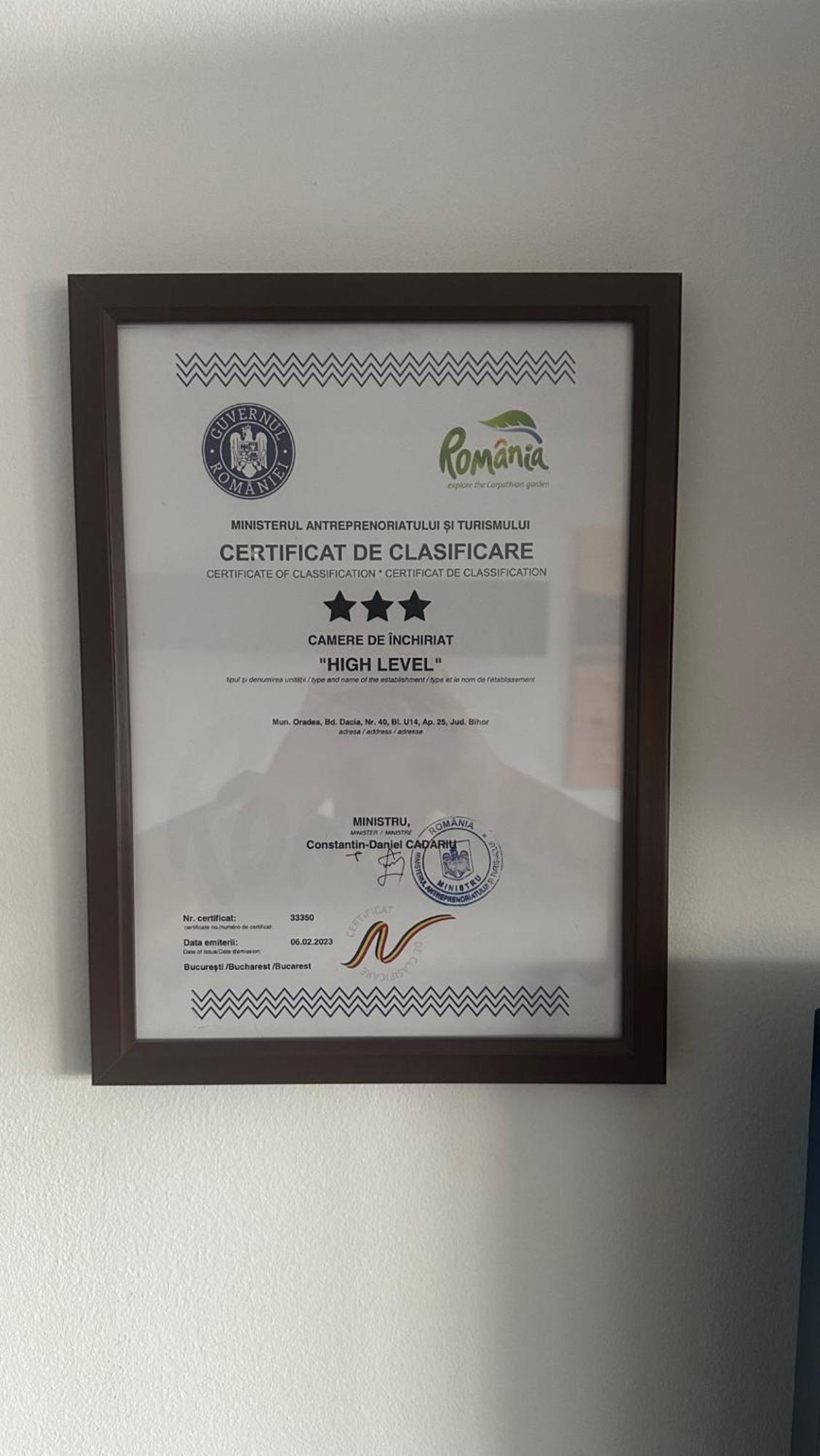 High Level Apart Oradea Free Reserved Parking エクステリア 写真